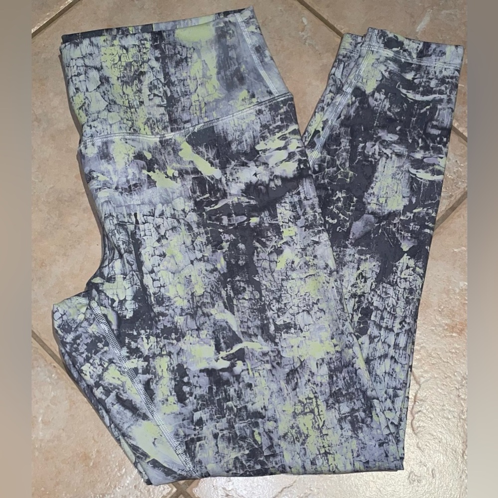 Lululemon Vuori Women’s Wunder Train High Rise Leggings Tight Pants Short 28” 14 - Picture 6 of 11